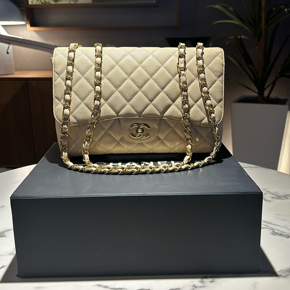 Chanel Caviar Jumbo Single Flap Beige Clair Gold Hardware